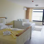 Ashram 호텔 3*