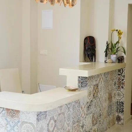 Ashram Hotel 3*