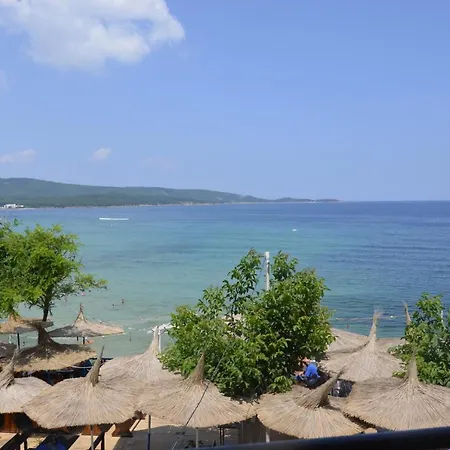 Ashram 3* Primorszko