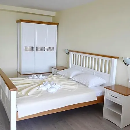 Hotel Ashram Primorsko