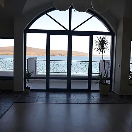 Ashram Hotel