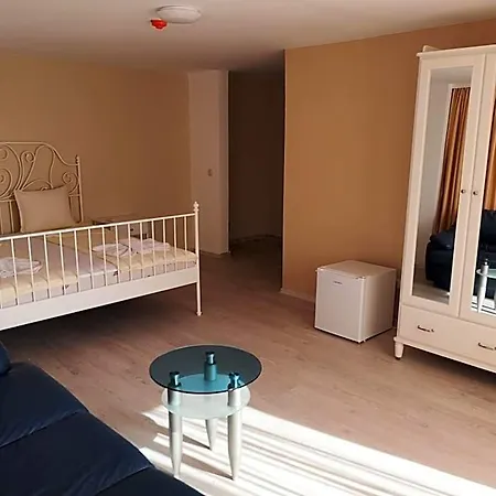 Ashram 3* Primorsko